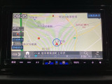 ナビゲーションはフルセグTV対応のメモリーナビ(社外品)を搭載しています。Bluetoothオーディオ機能がありますので、スマートフォンなどの音楽も再生できます。