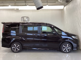 購入後も自社指定整備工場完備でお客様の愛車をしっかりサポート致します!御納車時には安全かつ安心してお乗り頂けるようホンダ専門知識を持つ整備スタッフが点検・整備・装備も説明をしてお渡ししております。