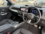 車種、年数、プランにて金利は変動致しますが、ローンシュミレーション作成も可能となりますので、お気軽にお申し付け下さいませ。