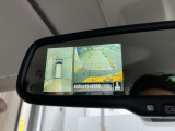 ★マルチアラウンドモニター★クルマを真上から見下ろしているかのような映像によって車庫入れや縦列駐車などの駐車時に自車と駐車位置の関係をひと目で確認できスムースな駐車をサポートします!