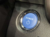 スマートキー装備車なので、キーを取り出さなくてもエンジン始動が可能です。