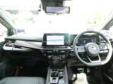 ノートオーラ 1.2 G FOUR レザーエディション 4WD 