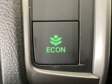 ★ECONスイッチ★ エコドライブを加速しよう!スイッチをONにすると、運転の仕方によるロスを抑え込み燃費をよくするようクルマが頑張ります(*^ー^*)燃費向上にチャレンジ♪