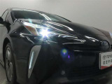 高輝度で点灯速度が速く、しかも消費電力の少ないLEDヘッドライトが装備されています!LEDの明るい光が走行中の視界の確保をサポートして、夜のドライブがより楽しく安全に運転できます♪