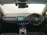 【前方視界】開放的な前方視界!運転がしやすく疲れにくいです♪窓が大きく、見通しがとっても良いおクルマですよ♪