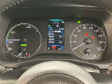 視認性の良いスピードメーターです☆