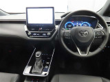 ぜひ展示車の運転席に座ってみてください。