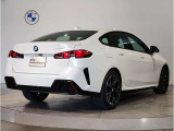 BMWのお車は、&ldquo;駆け抜ける歓び&rdquo;を体現しております。走行の安定性とコーナリングの良さを追求し、思い通りにハンドルの操作可能です。