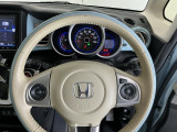 明るく、視認性に優れたメーターで安全運転や燃費管理、車両点検などに役に立つ機能があります ※一部の車種には該当しないものもございます
