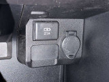 シガーソケット用の充電器が使用可能です!