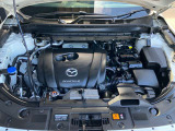エンジンルームです。納車前整備付となりますので、エンジンオイルやオイルフィルターなど交換してからのお渡しです。