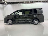 走りにこだわりながら収納力も持ち合わせたお車です。荷物を載せて軽快なドライブを楽しめますよ♪