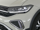 2025年登録 当社元試乗車両 セーフティPKG デジタルメーター carplay対応 バックカメラ 駐車支援システム IQ.LEDヘッドライト ACC トラベルアシスト 禁煙使用 オンライン商談可能