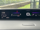 ホンダセンシング装着車となっております。衝突軽減ブレーキ、誤発進抑制機能、歩行者事故低減ステアリング、路外逸脱抑制機能、アダプティブクルーズコントロール、車線維持支援システム他、安全運転を幅広く支援。