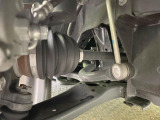 お車を安心してお乗りいただく為には、足回りの定期点検が欠かせません。サービスサポート(有償保証)では無料点検もご提供しており、安心のカーライフをお過ごしいただけるサポート体制が整っています。