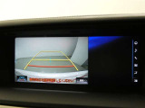 バックガイドモニターで、後方を確認しながら安心して駐車することができます。運転初心者も熟練者も必須の機能ですよ!