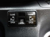 両側パワースライド装備です♪運転席から開け閉めの操作・ON/OFFの切替えも可能です♪