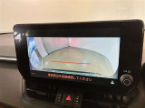 バックガイドモニターで、後方を確認しながら安心して駐車することができます。運転初心者も熟練者も必須の機能ですよ!