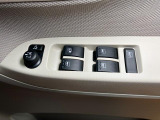電動格納ミラー、パワーウインドウ