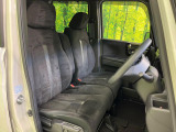 運転席シート廻りは使用感も少なく、良好な状態となっています。丁寧に使われていたことがよくわかりますね。