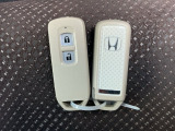 便利なスマートキー2個付きです。