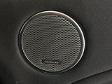 MERIDIANサウンドシステム『コンサートのような臨場感溢れる音響空間を実現します。MERIDIANは英国のプレミアムオーディオブランドです。どうぞ店頭にてご体感ください。』
