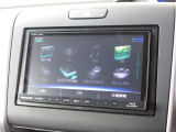 パナソニックメモリーナビ(CN-RX03D)を装着しております。AM、FM、CD、DVD再生、Bluetooth、音楽録音再生、フルセグTVがご使用いただけます。初めて訪れた場所でも安心ですね!