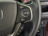 【ACC〈アダプティブ・クルーズ・コントロール〉】アクセルペダルを踏まずに設定した車速を保つクルーズコントロールに、前走車を検知する機能を追加。車速と車間を適切に制御することを支援します。