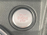 ●Start/Stop●ブレーキを踏みボタンを長押しするだけで、キーの抜き差しなく簡単にエンジンをかける事が出来ます。