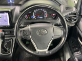 【ステアリングスイッチ】運転中、前方から目線をそらすことなく、オーディオ等の操作が可能な便利機能!安心&快適なドライブを演出してくれます♪