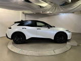 「中古車ハイブリッド保証」ハイブリッド機構を無償で保証します。保証期間は、初度登録年月から10年、またはロングラン保証が終了後3年間。ただし累計走行距離が20万km以内です。