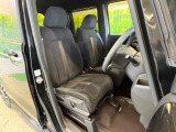 ドライバーによって運転しやすいポジションは異なり、あの車はどうなのか不安なこともありますよね。気になるお車は店頭で乗り込んでご確認いただけます♪