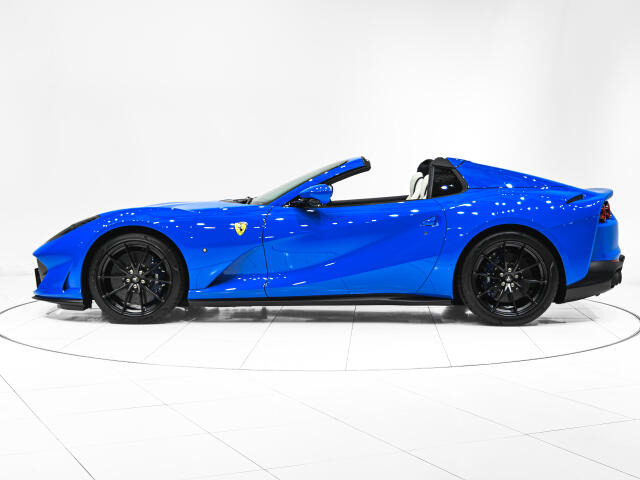 フェラーリ 812GTS F1 DCT の中古車詳細 (300km, Azzurro Dino, 大阪府