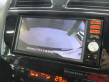 バックカメラを装備していますので駐車する時も安心ですね