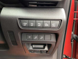 安全装備は、現車を見ながらご説明させていただきますと、解りやすいと思います。お気軽にお尋ねください。