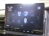 ナビゲーションは純正9インチメモリーナビ(LXU-237NBi)を装着しております。AM、FM、CD、DVD再生、Bluetooth、音楽録音再生、フルセグTVがご使用いただけます。