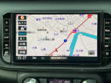 日産純正のナビになります。
