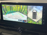 【アラウンドビューモニター】専用のカメラにより、上から見下ろしたような視点で360度クルマの周囲を確認することができます☆死角部分も確認しやすく、狭い場所での切り返しや駐車もスムーズに行えます。