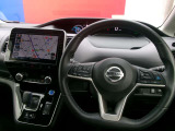 セレナ 1.2 e-POWER ハイウェイスターV 