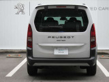 PEUGEOT【認定中古車】は、PEUGEOTが認定するメーカー保証制度が適応する中古車になります。これはPEUGEOT販売店のみで認められた保証制度です。