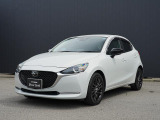 世界統一名称の『MAZDA2』となったコンパクト。「Be a Driver」のスローガンのもと、最適なドライビングポジションを提供できる室内空間と思い通りの走行性能を持った、クラスを超えたお車です!