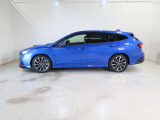 SUBARU認定U-Carは、細部まで徹底的にメンテナンス!更に手厚い保証もご用意!ご購入後のアフターケアもお任せください。スバルがお届けする安心と愉しさ。その違いは乗るほどに実感していただけます!