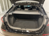 広々としたカーゴスペース。週末のお買い物や長期旅行のたくさんの荷物も積載できます。