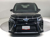 「フロントマスク」です。車の印象を決めるのは【顔】。この車の顔つきは、きっとあなたにピッタリ!?