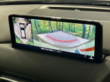 【360&deg;ビューモニター】専用のカメラにより、上から見下ろしたような視点で360度クルマの周囲を確認することができます☆死角部分も確認しやすく、狭い場所での切り返しや駐車もスムーズに行えます。