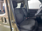 車を運転する際には運転席の存在は欠かせません。しっかりとチェックしたいポイントですね。
