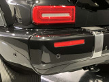 リアテールランプ。自動照度コントロール機能付きです。