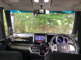 ワイドな視界で運転もしやすくなるように、設計されています。