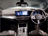 アウトバーンでの走行を見据えたBMWのブレーキシステムはもしもの時にもいち早くマシンを停止してくれます。