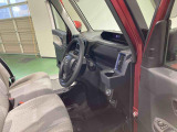 納車前にはプロのメカニックが点検、整備を行いますので安心してお乗り頂けます!!